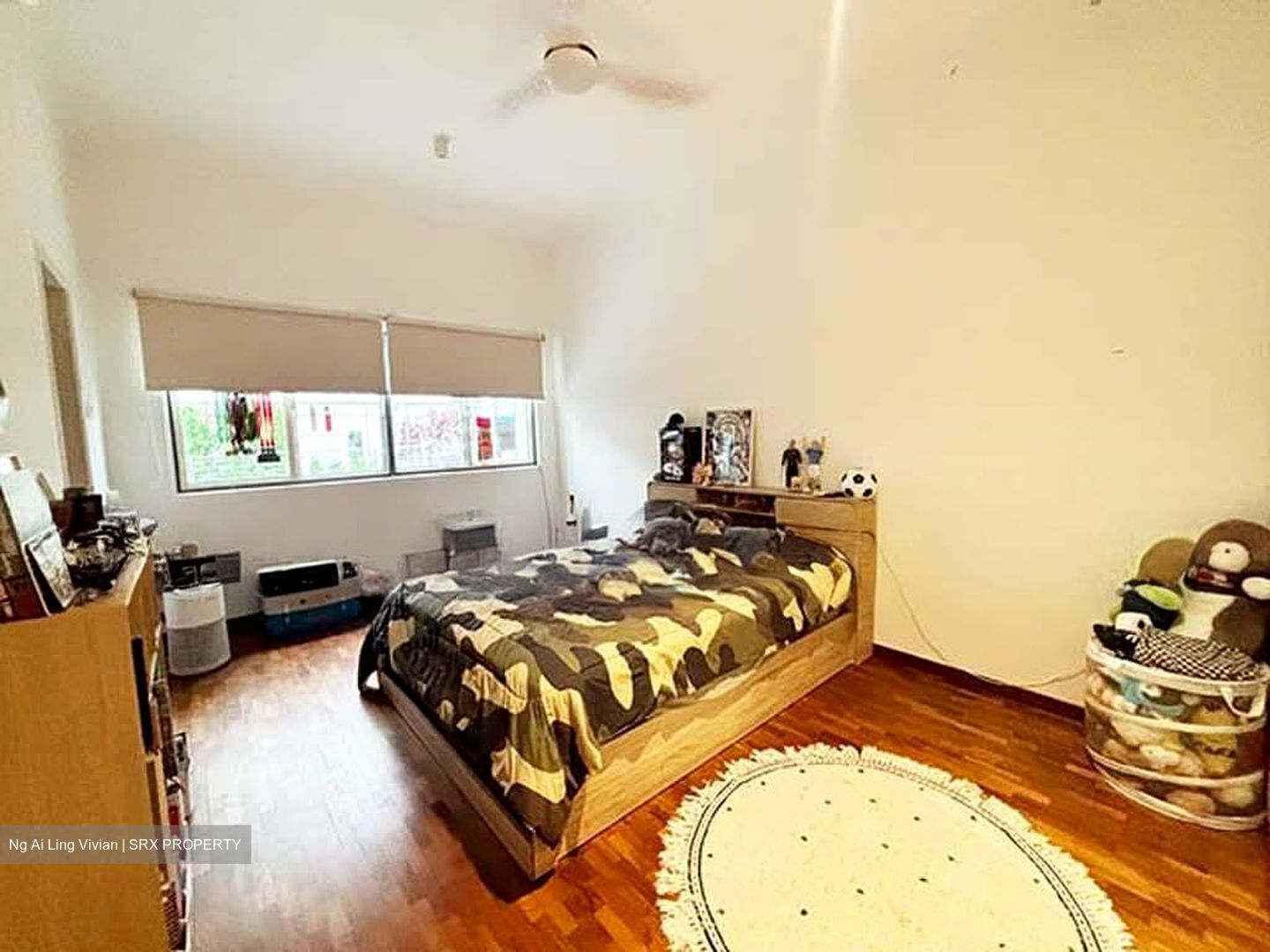Hillcrest Park (D11), Terrace #568653681